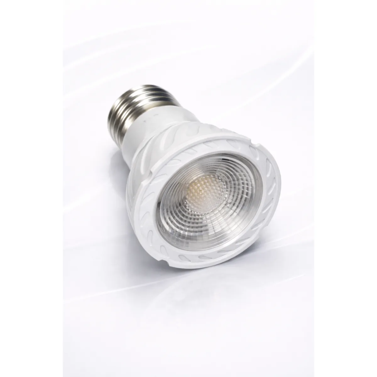 BM203-220V-E27-7W-WW